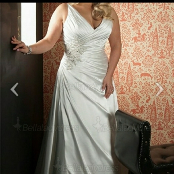 no white wedding dresses